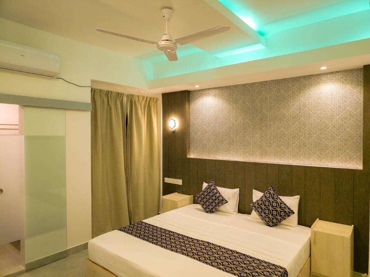 Arora View Hotel Maafushi Exterior photo